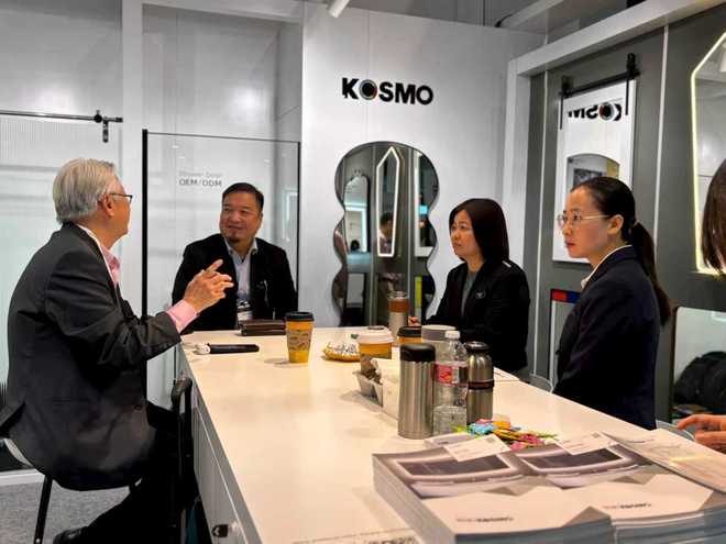 KOSMO 技术硬核驱动镜显非凡实力pg模拟器电脑版2025美国KBIS展(图2)