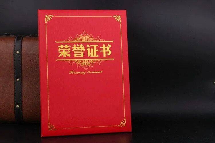 |海口中小学生用绘画开启心理“成长调色盘”pg电子免费模拟器一笔一画都是成长的声音(图1) |海口中小学生用绘画开启心理“成长调色盘”pg电子免费模拟器一笔一画都是成长的声音(图1)